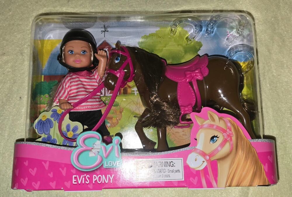 Simba Toys Evi Love Evi's Pony Playset Doll and Horse NIB